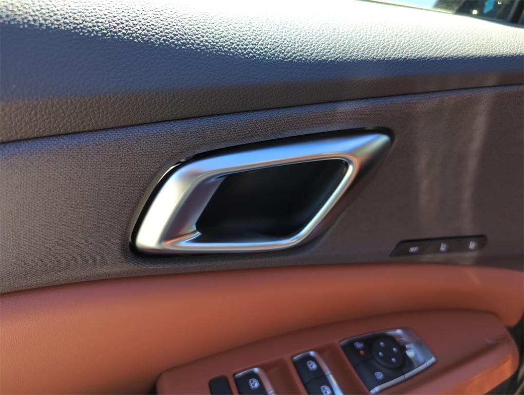 new 2026 Kia Carnival Hybrid car, priced at $40,747