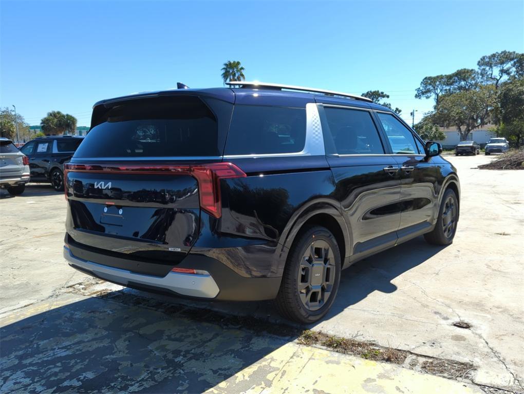 new 2026 Kia Carnival Hybrid car, priced at $40,747