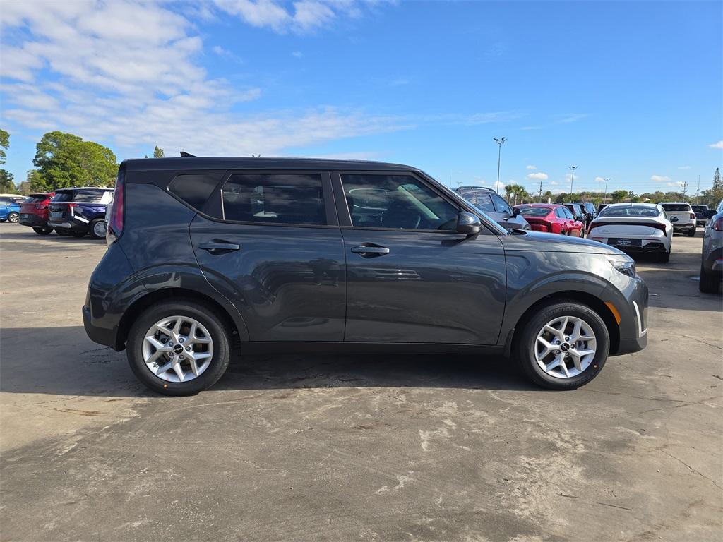 new 2025 Kia Soul car, priced at $21,770