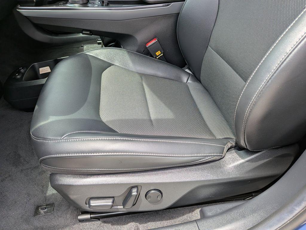 used 2025 Kia EV6 car, priced at $30,864