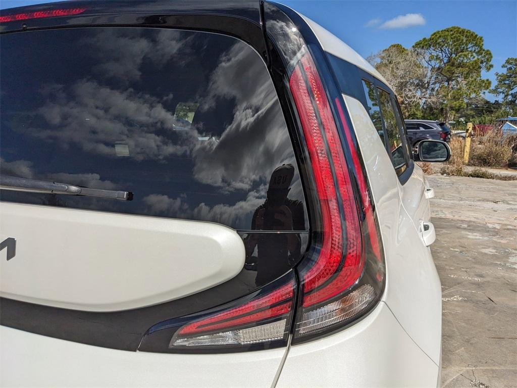 used 2025 Kia Soul car, priced at $17,462