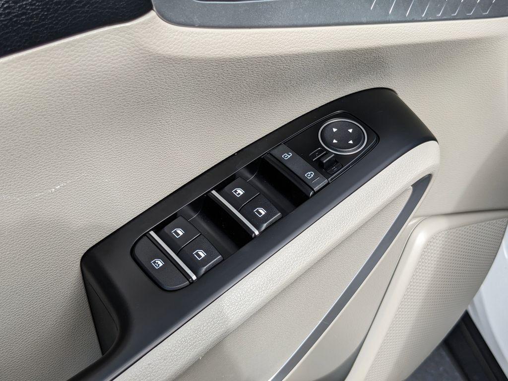 used 2025 Kia Soul car, priced at $17,393