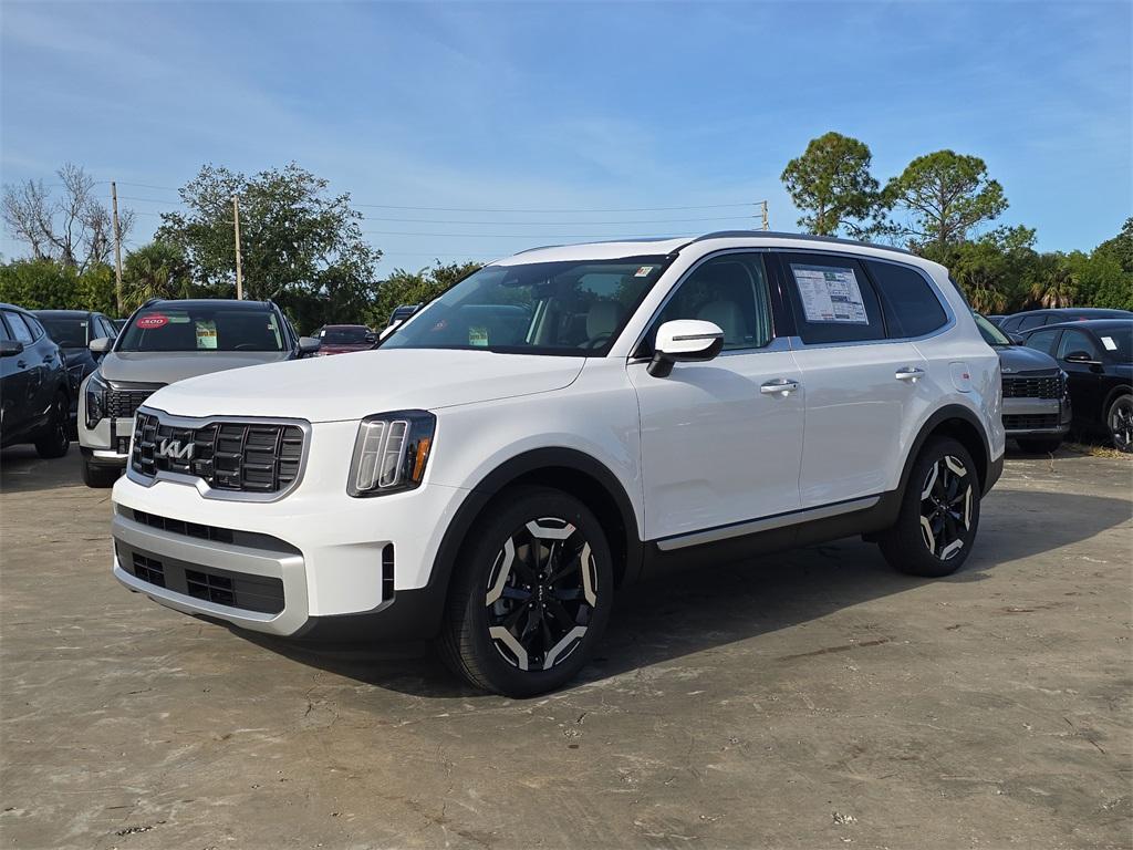 new 2025 Kia Telluride car, priced at $38,879