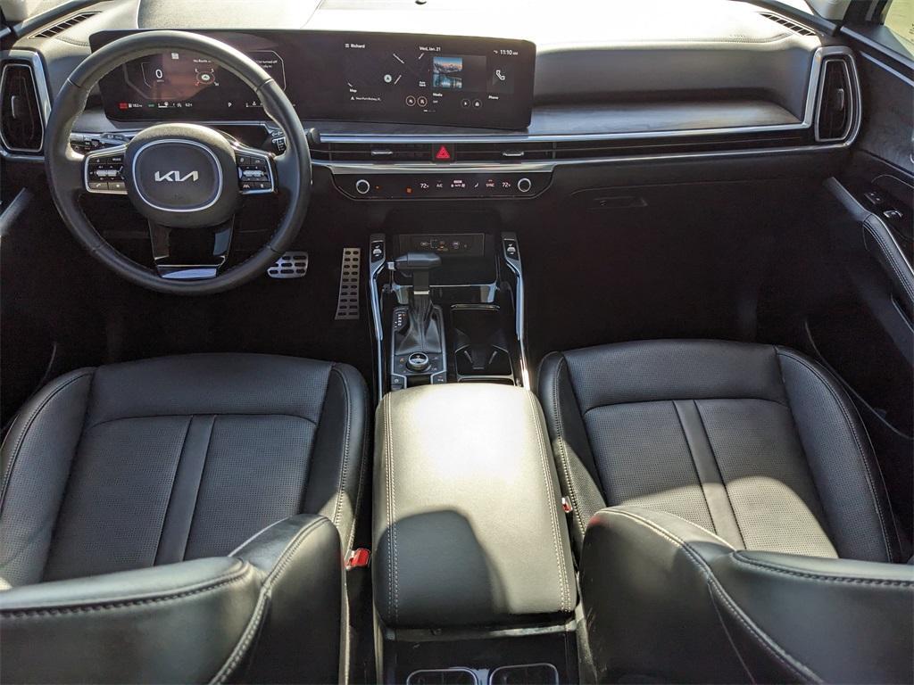 used 2025 Kia Sorento car, priced at $34,472