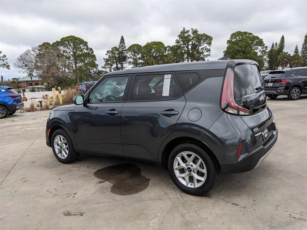 used 2025 Kia Soul car, priced at $17,862