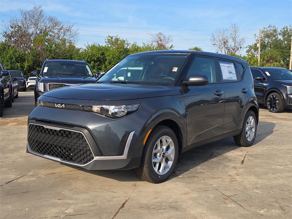 new 2025 Kia Soul car, priced at $18,844