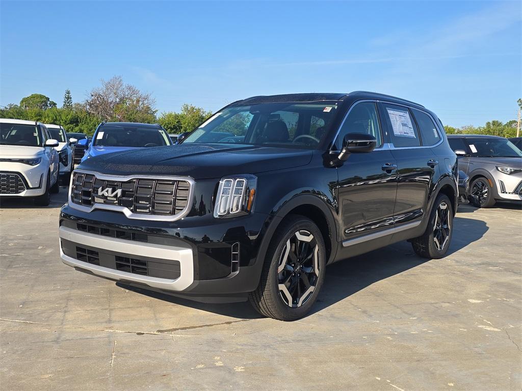 new 2025 Kia Telluride car, priced at $40,804
