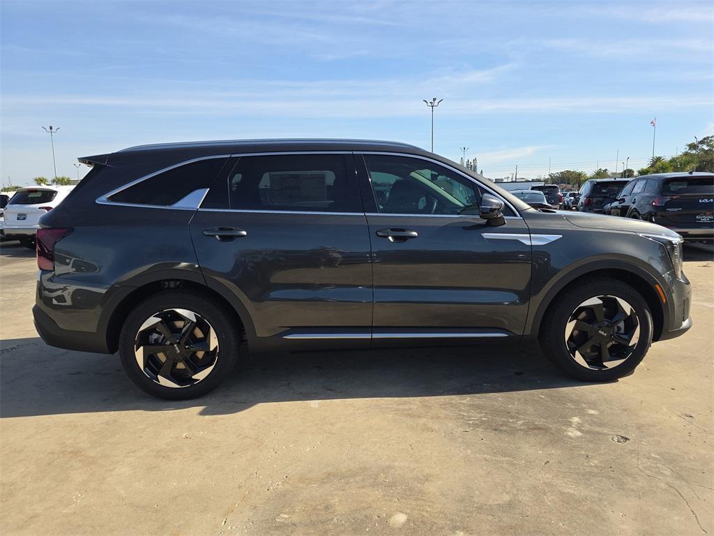new 2026 Kia Sorento Hybrid car, priced at $39,648