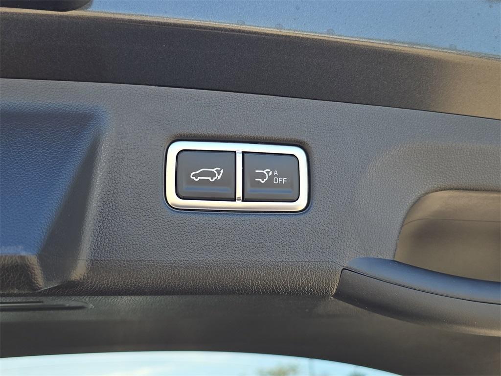 new 2026 Kia Sorento Hybrid car, priced at $39,648