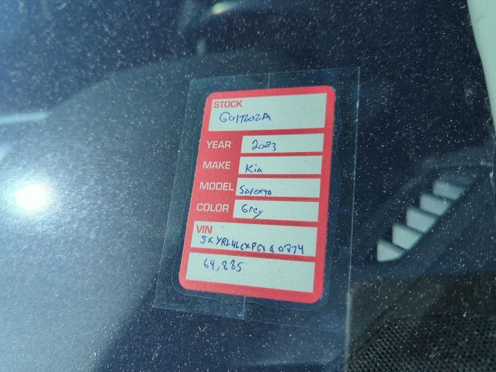 used 2023 Kia Sorento car, priced at $21,091