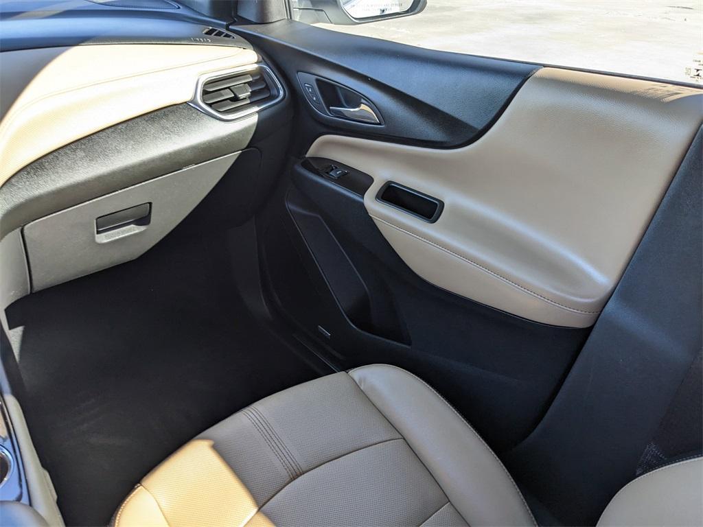 used 2022 Chevrolet Equinox car, priced at $20,894