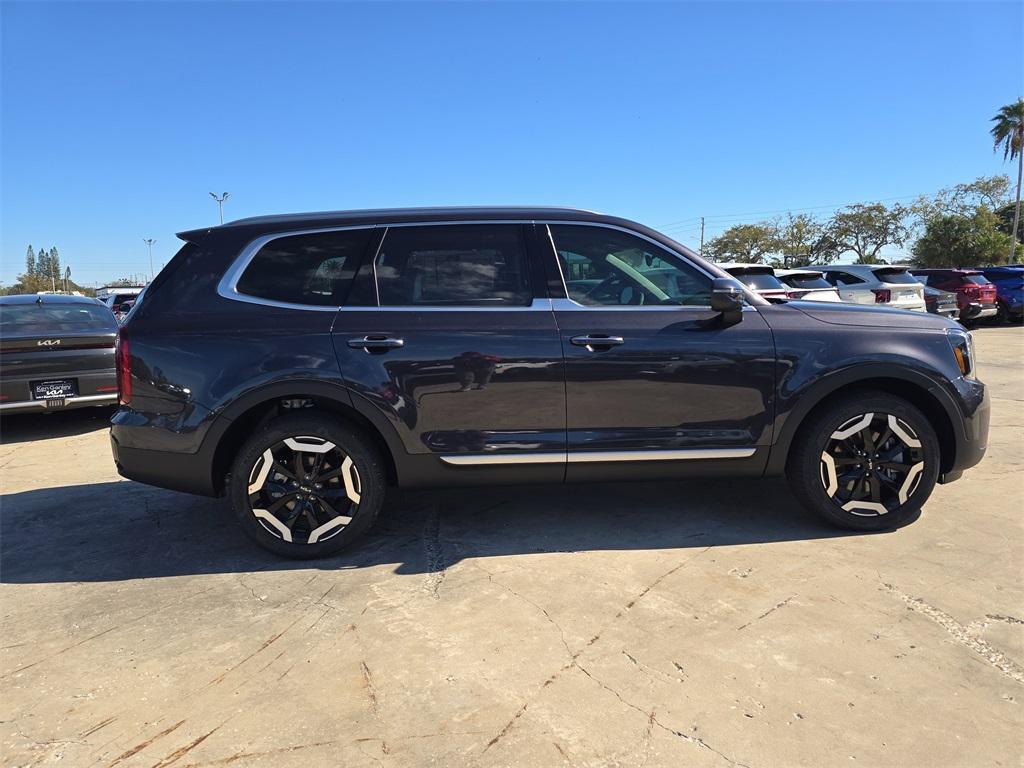 new 2025 Kia Telluride car, priced at $40,453