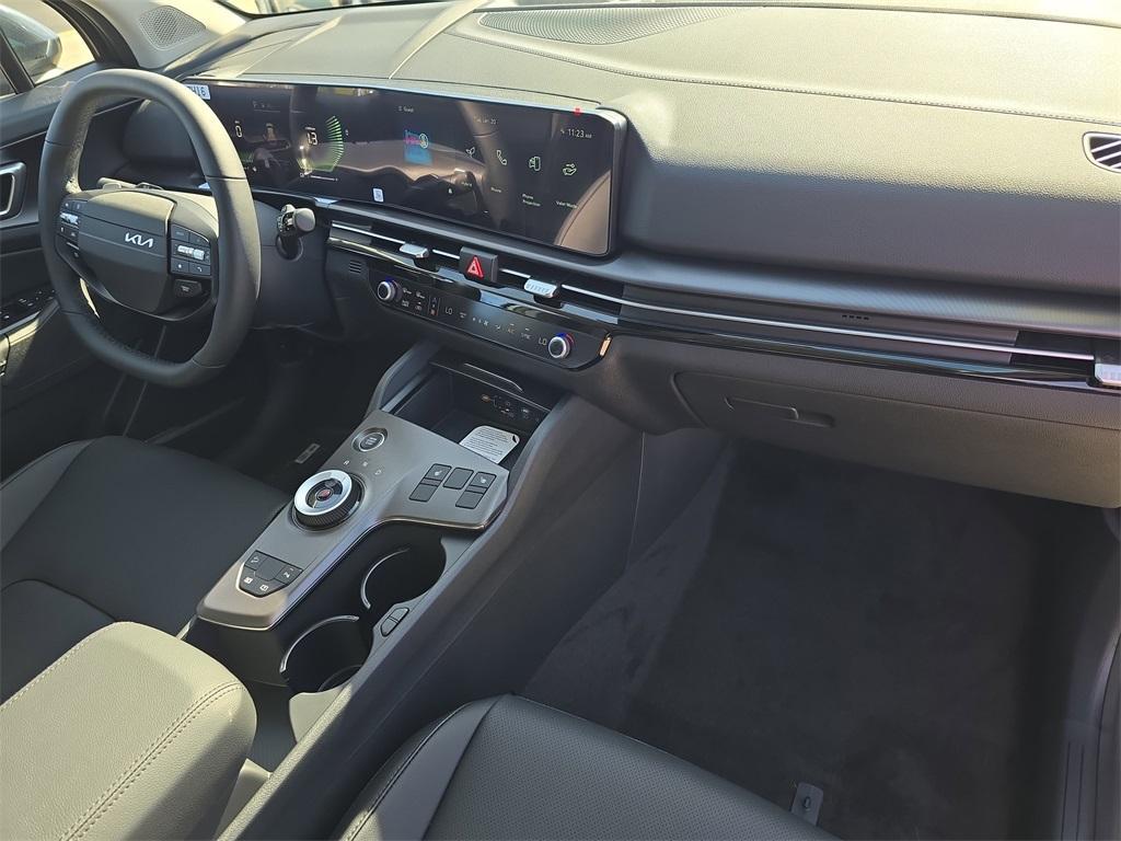 new 2026 Kia Sportage Hybrid car, priced at $33,884