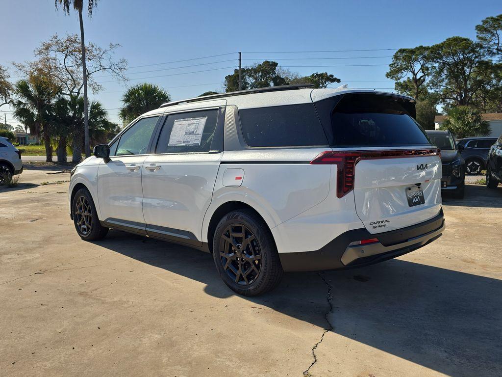 new 2026 Kia Carnival Hybrid car, priced at $51,649