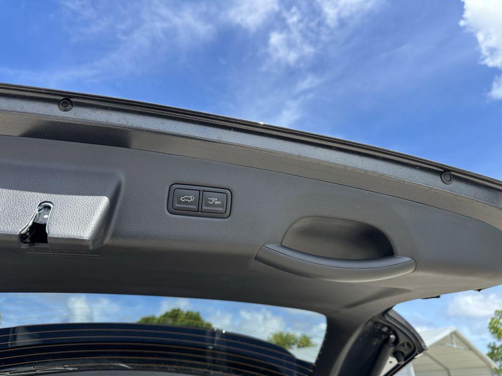 new 2026 Kia Carnival Hybrid car, priced at $46,623