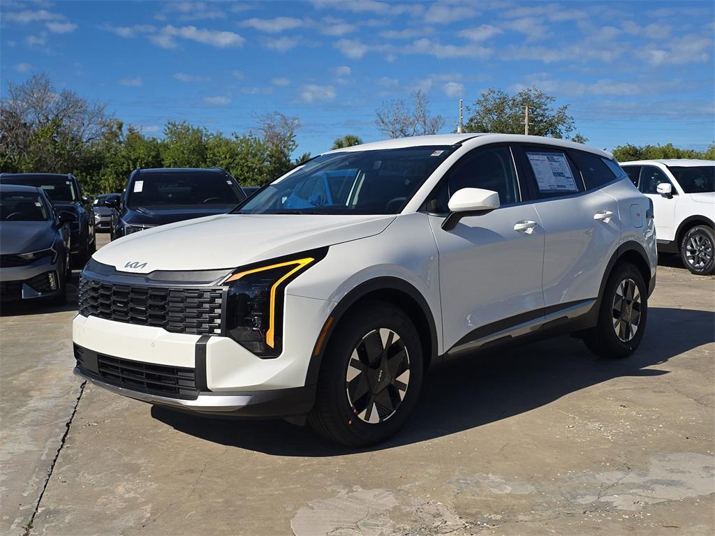 new 2026 Kia Sportage Hybrid car, priced at $27,910