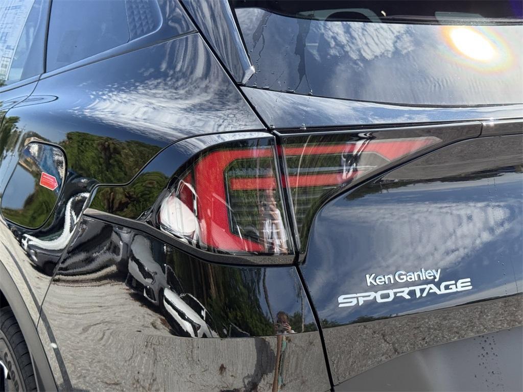 new 2026 Kia Sportage Hybrid car, priced at $29,884