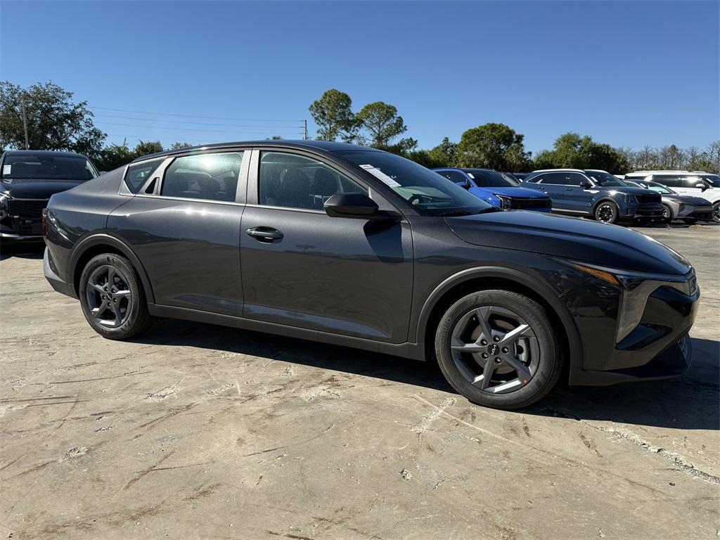 new 2025 Kia K4 car, priced at $21,158