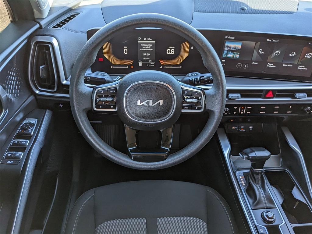 used 2024 Kia Sorento car, priced at $23,401
