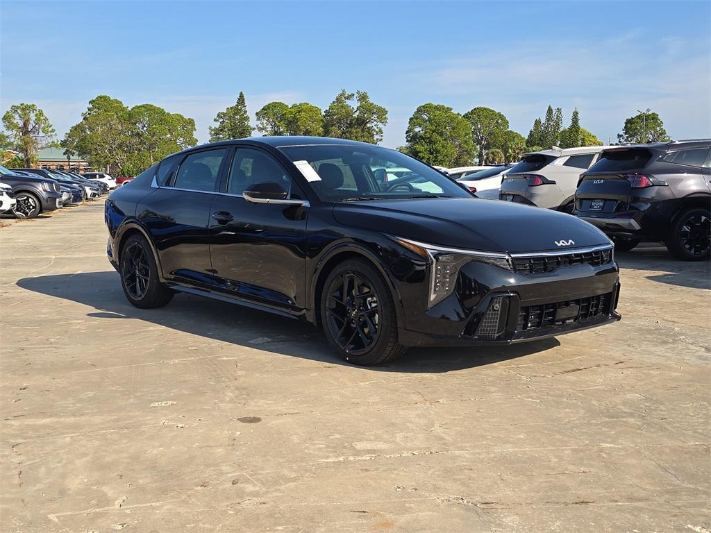new 2025 Kia K4 car, priced at $27,944