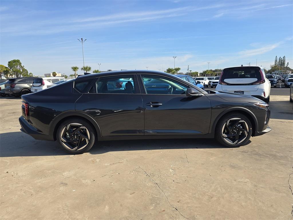 new 2025 Kia K4 car, priced at $23,886