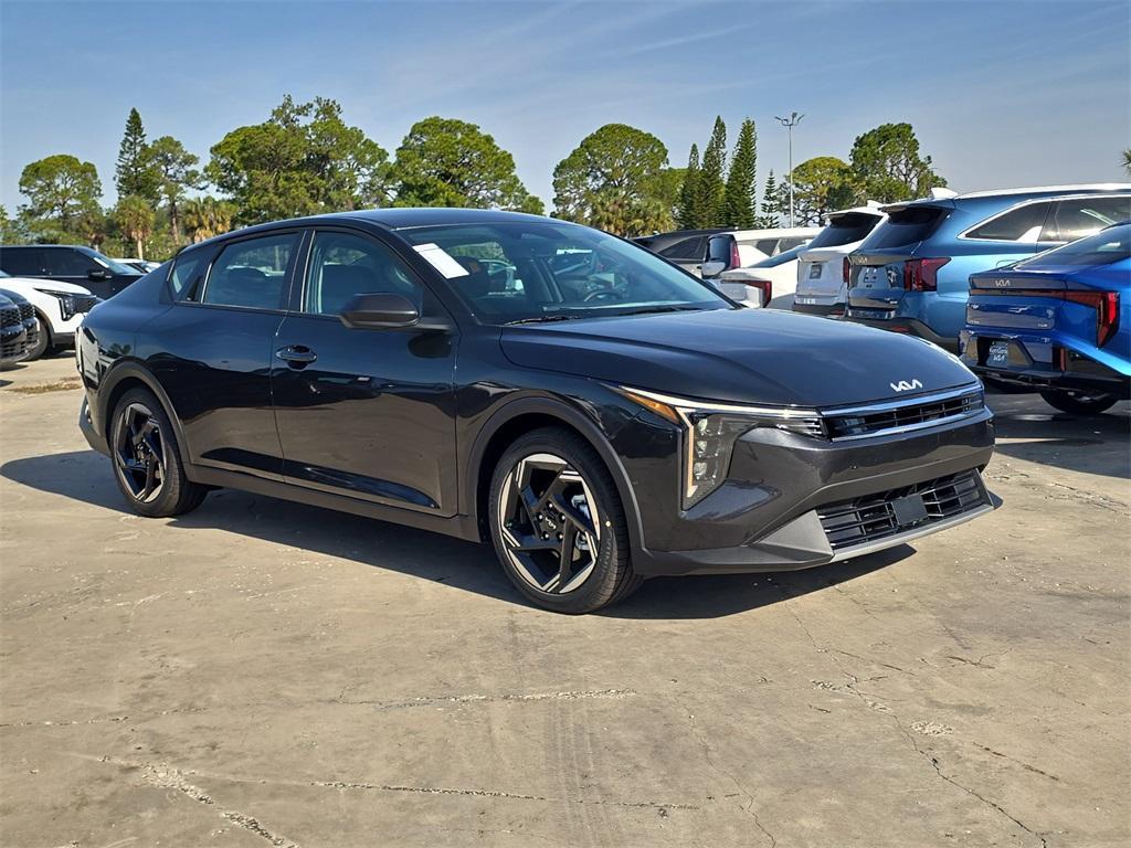new 2025 Kia K4 car, priced at $23,886