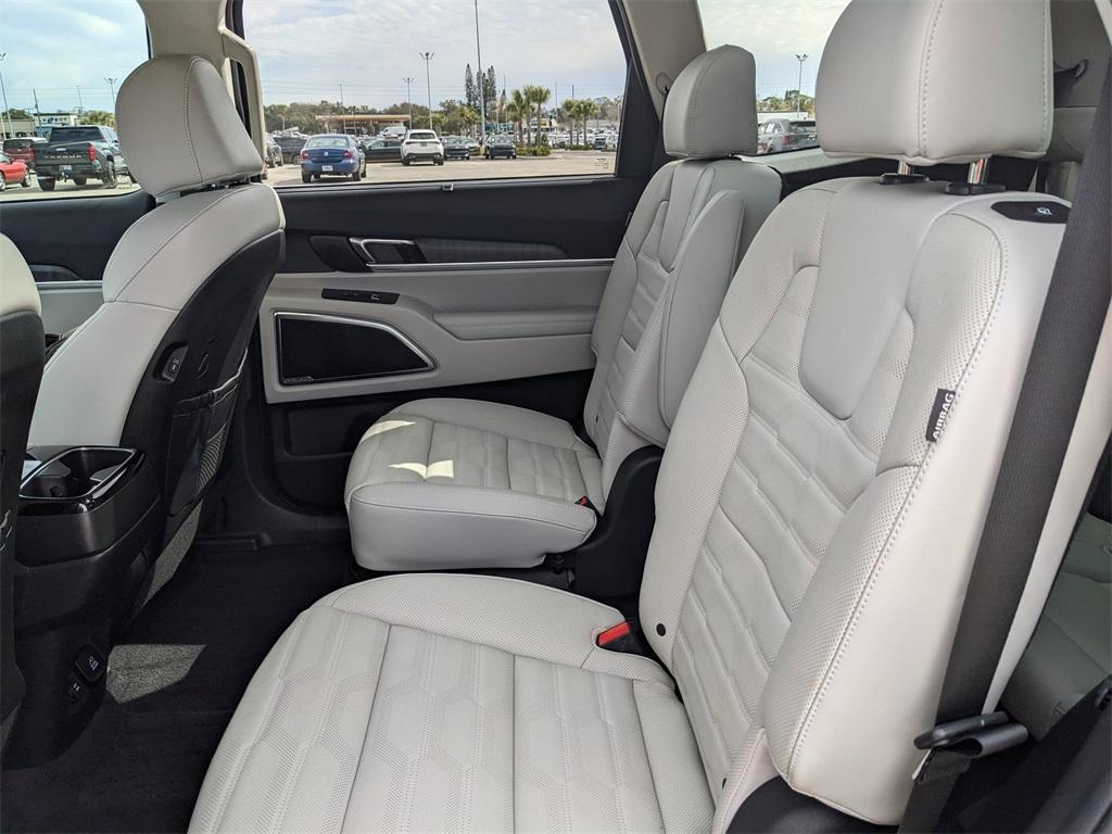 used 2025 Kia Telluride car, priced at $46,391