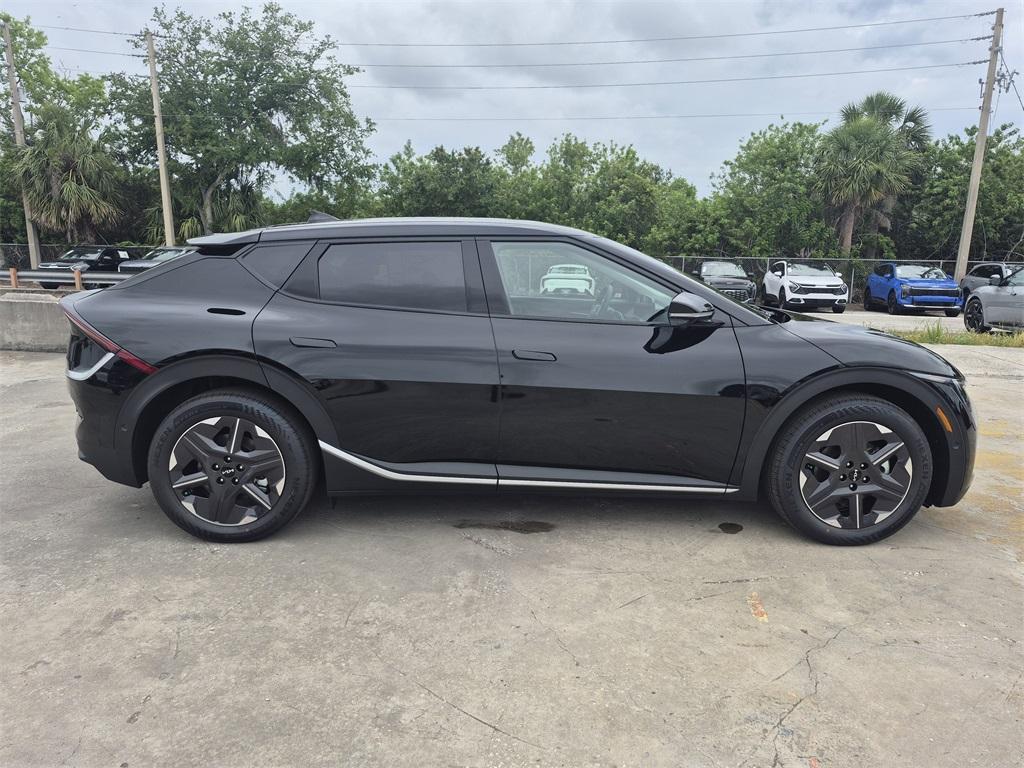 new 2025 Kia EV6 car, priced at $36,542