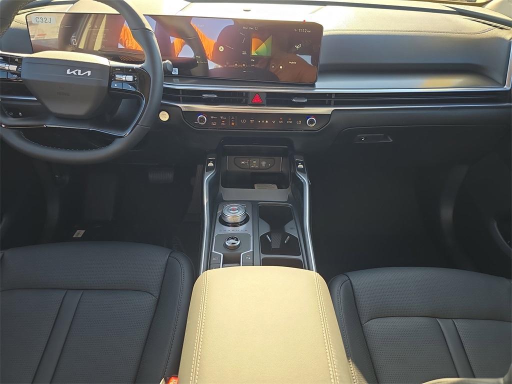new 2026 Kia Sorento Hybrid car, priced at $35,911