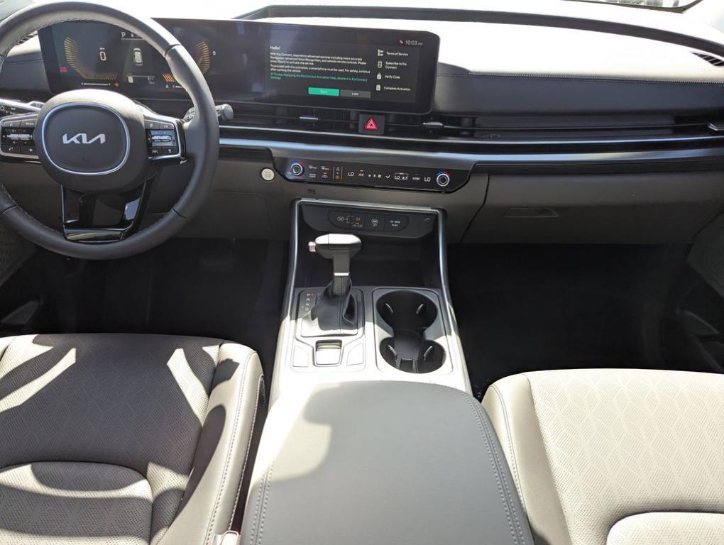 new 2026 Kia Carnival car, priced at $38,073