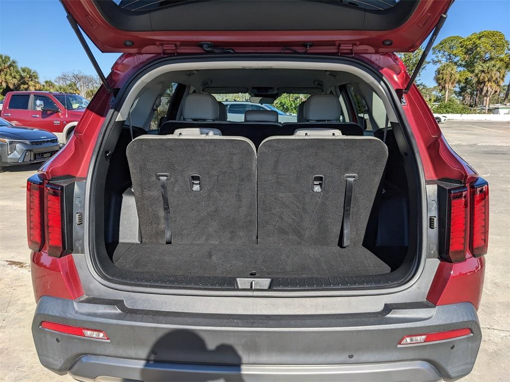 used 2023 Kia Sorento car, priced at $27,772