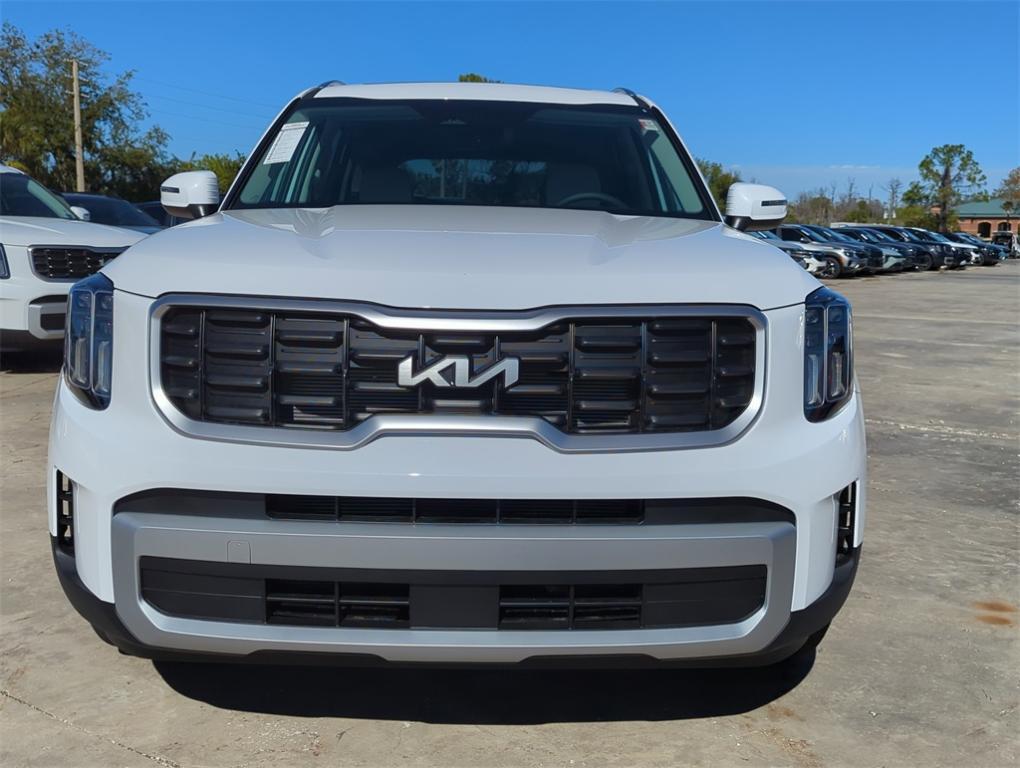new 2025 Kia Telluride car, priced at $40,916