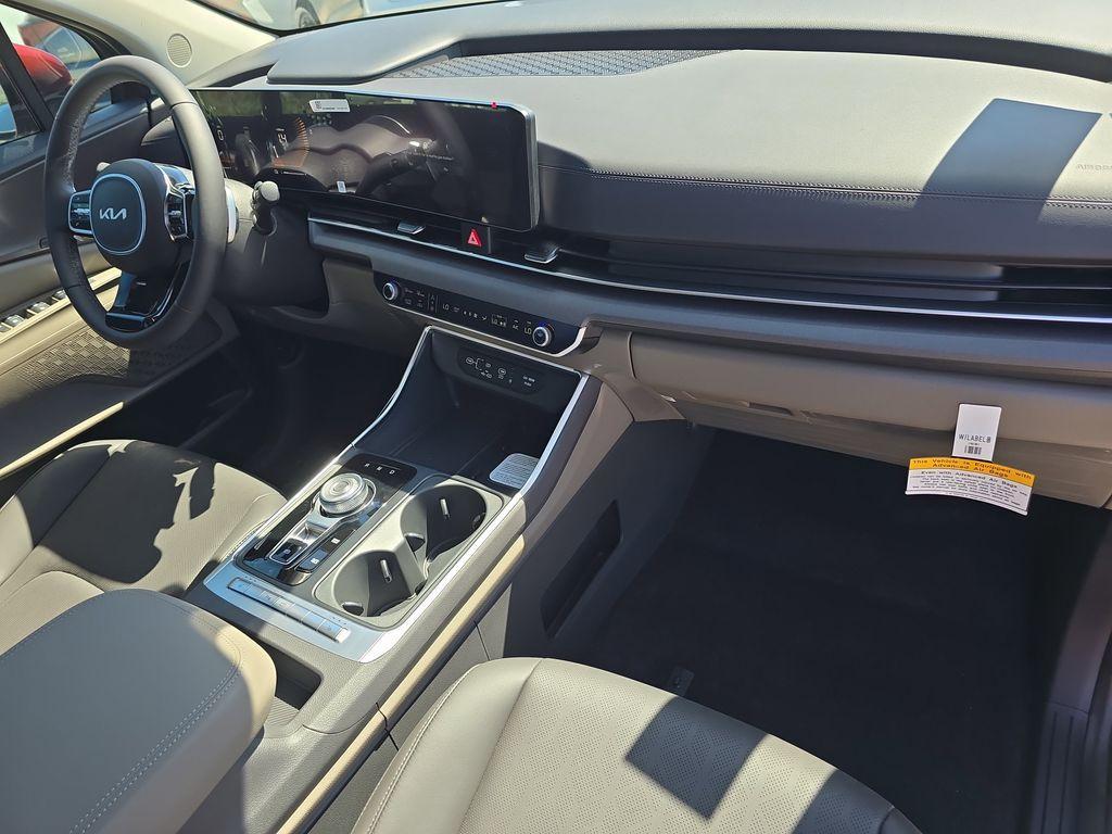 new 2026 Kia Carnival Hybrid car, priced at $43,290