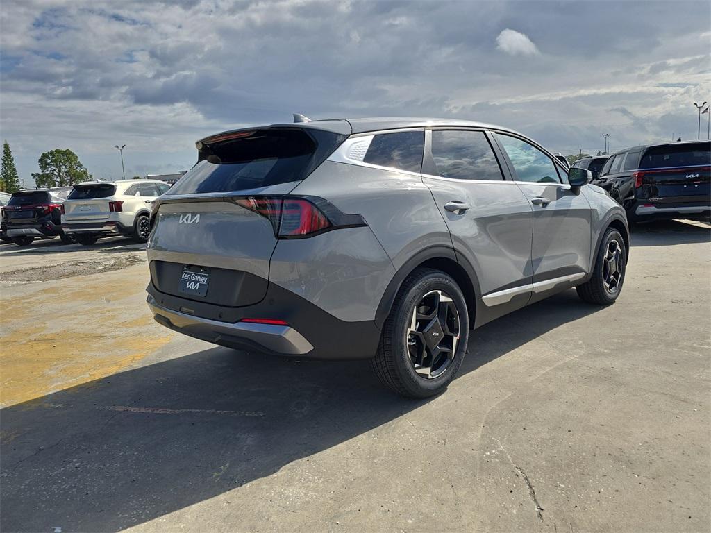 new 2026 Kia Sportage car, priced at $30,646