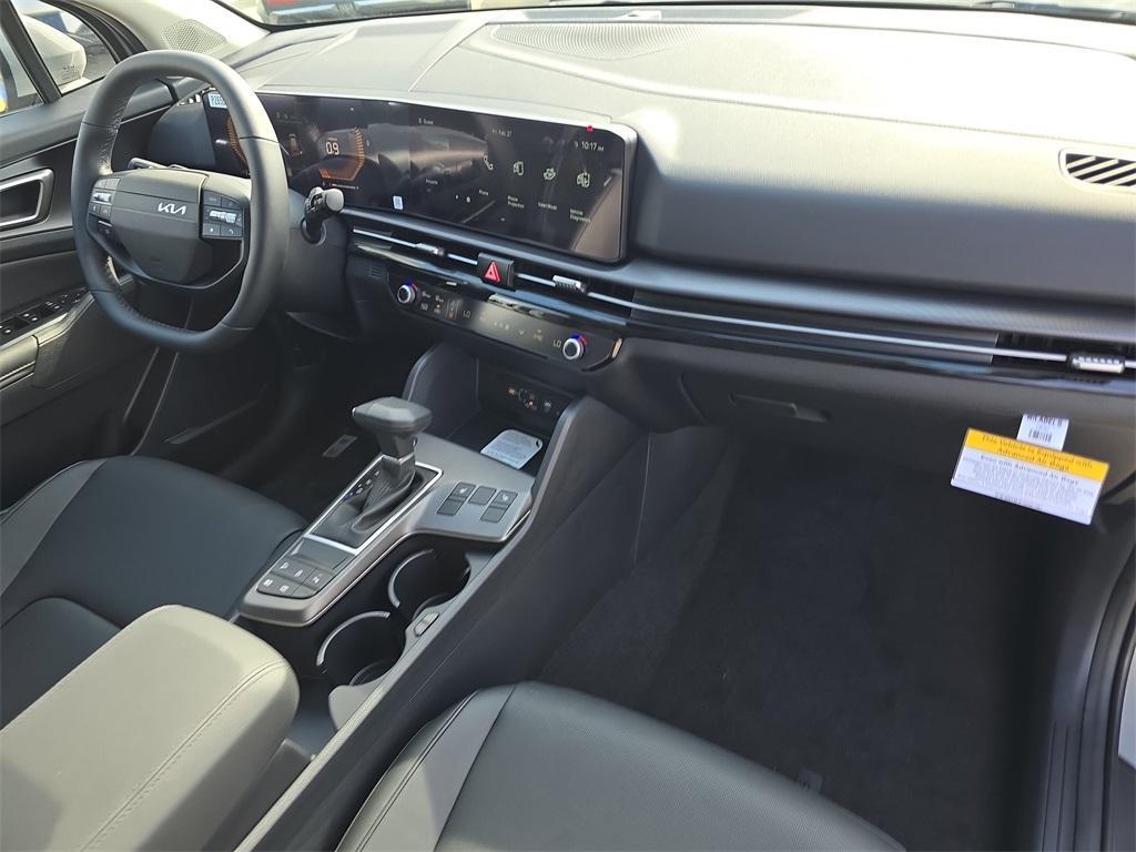 new 2026 Kia Sportage car, priced at $30,646