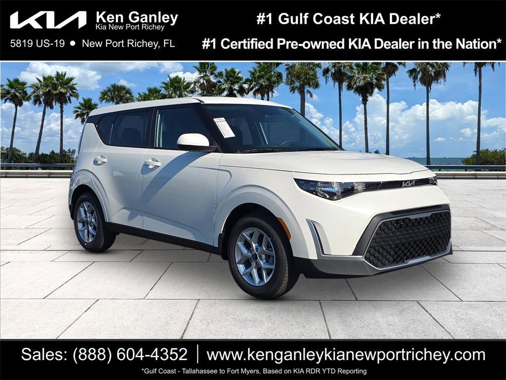 new 2025 Kia Soul car, priced at $19,627