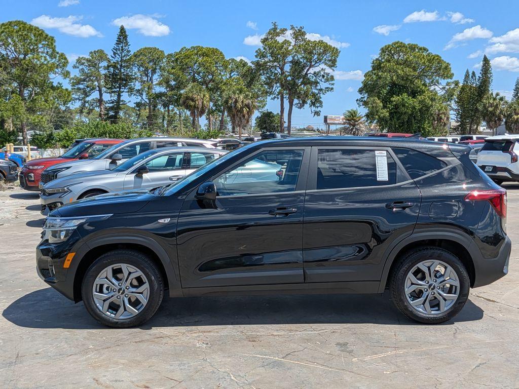 used 2026 Kia Seltos car, priced at $20,991