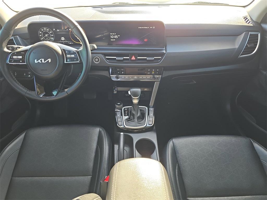 used 2025 Kia Seltos car, priced at $22,993