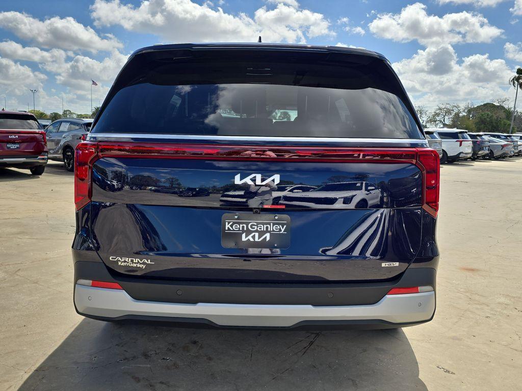 new 2026 Kia Carnival Hybrid car, priced at $41,443