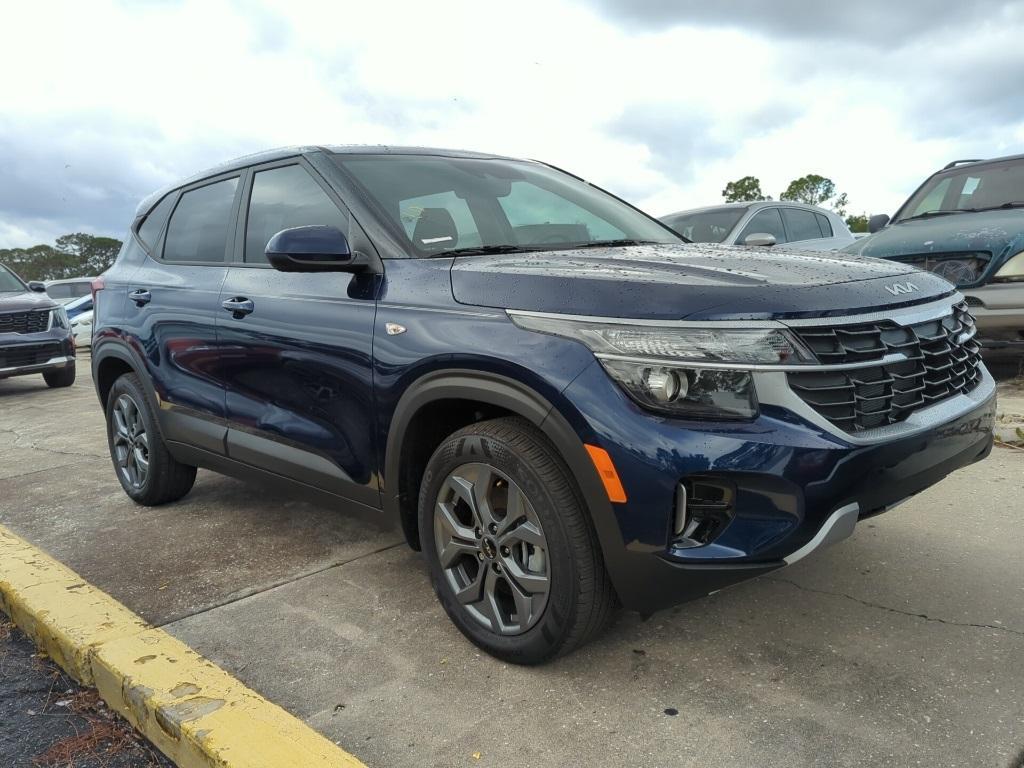 used 2025 Kia Seltos car, priced at $22,401