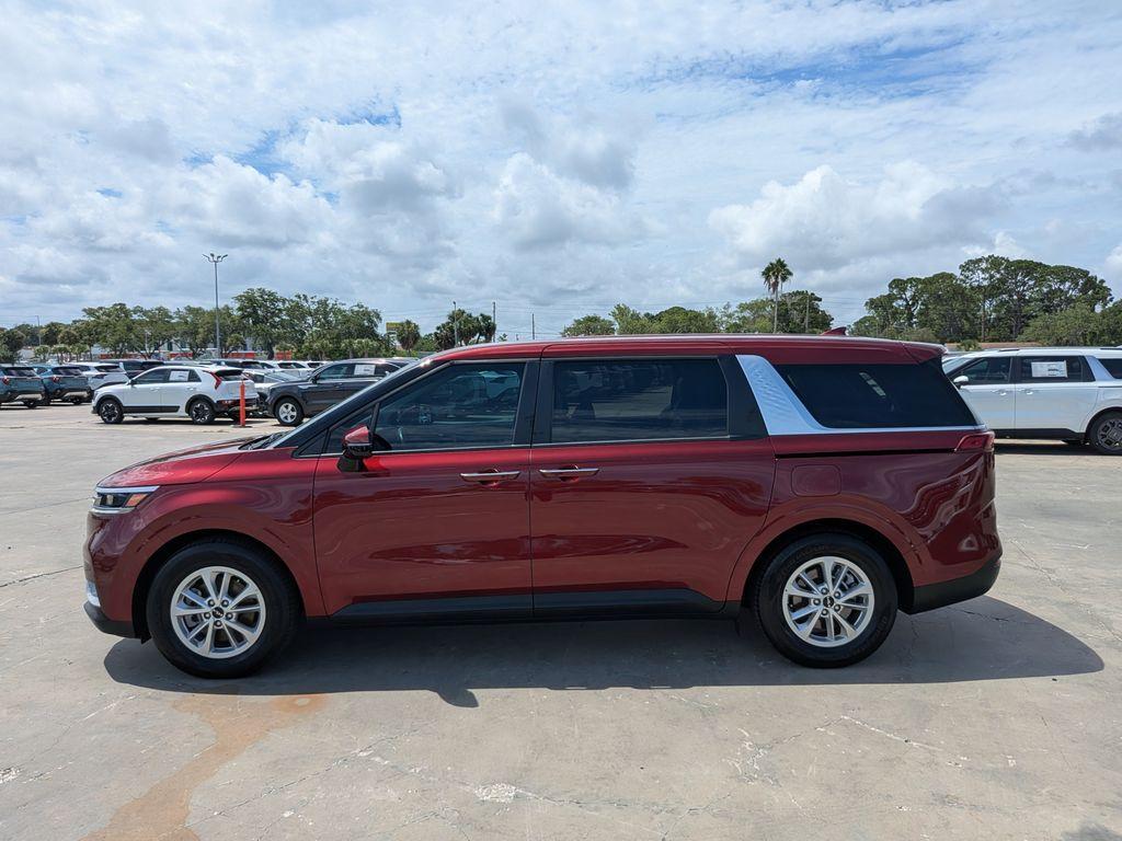 used 2024 Kia Carnival car, priced at $31,275