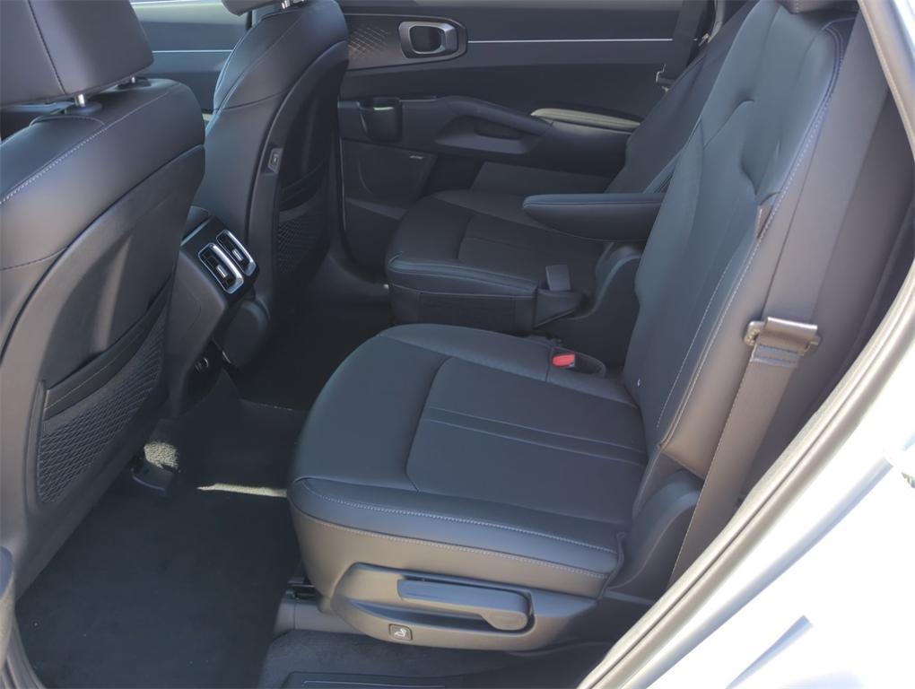 new 2026 Kia Sorento car, priced at $38,565