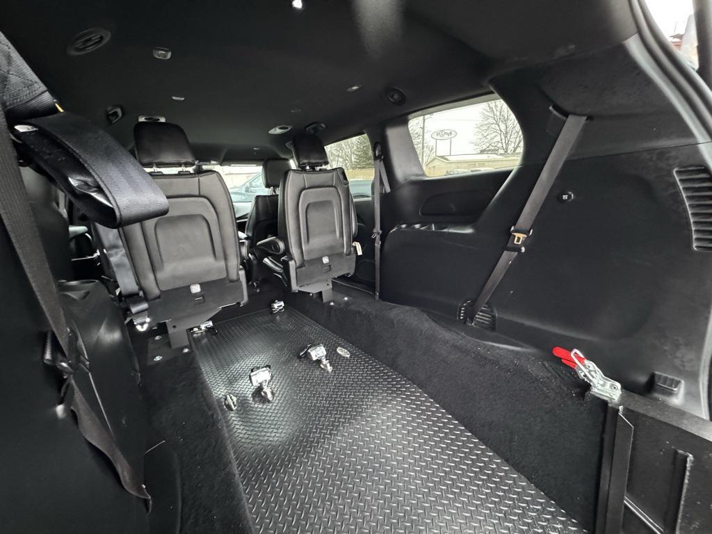 used 2025 Chrysler Pacifica car, priced at $52,900