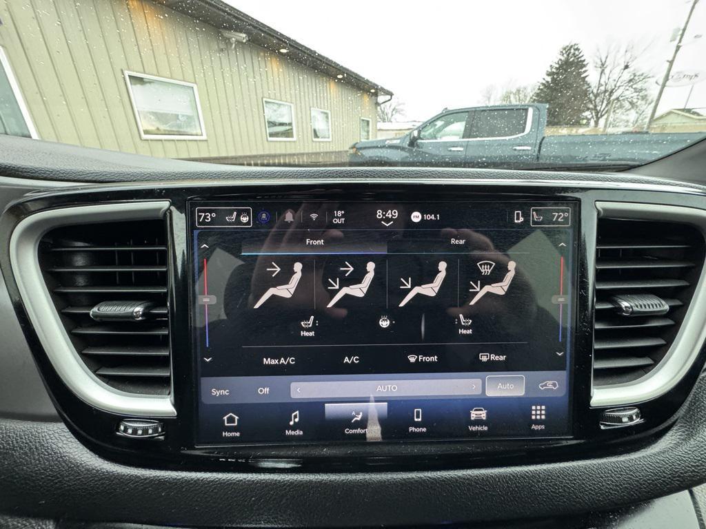 used 2025 Chrysler Pacifica car, priced at $52,900