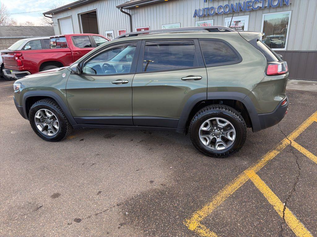 used 2019 Jeep Cherokee car, priced at $18,997