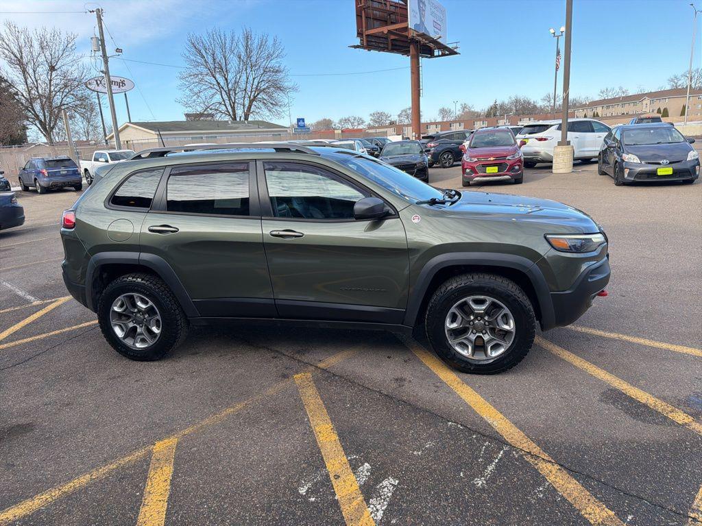 used 2019 Jeep Cherokee car, priced at $18,997