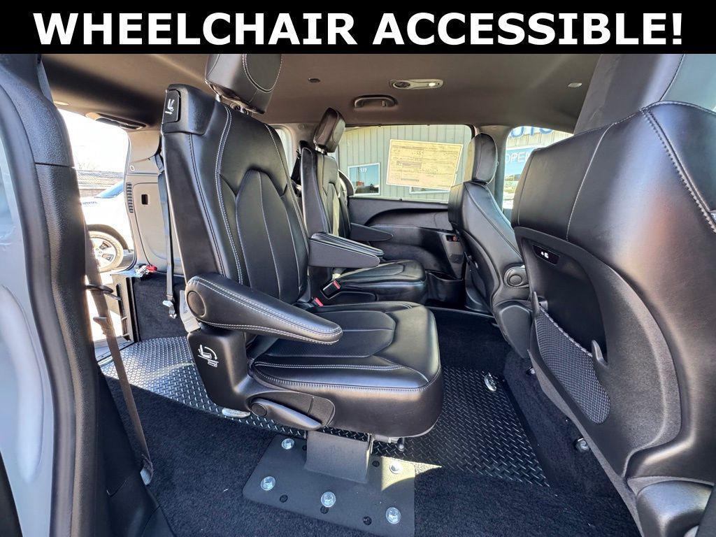 used 2026 Chrysler Pacifica car, priced at $63,250
