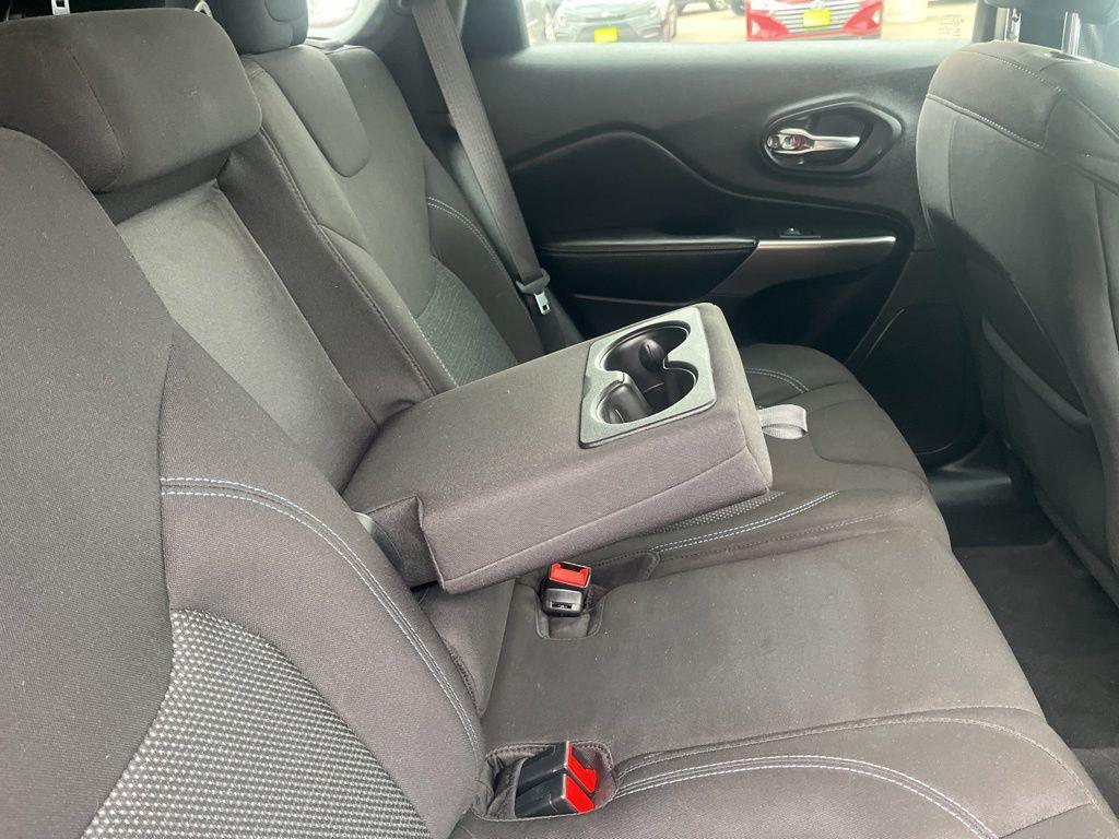 used 2020 Jeep Cherokee car, priced at $16,349