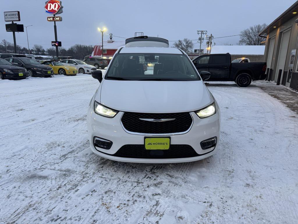 used 2024 Chrysler Pacifica car, priced at $50,435