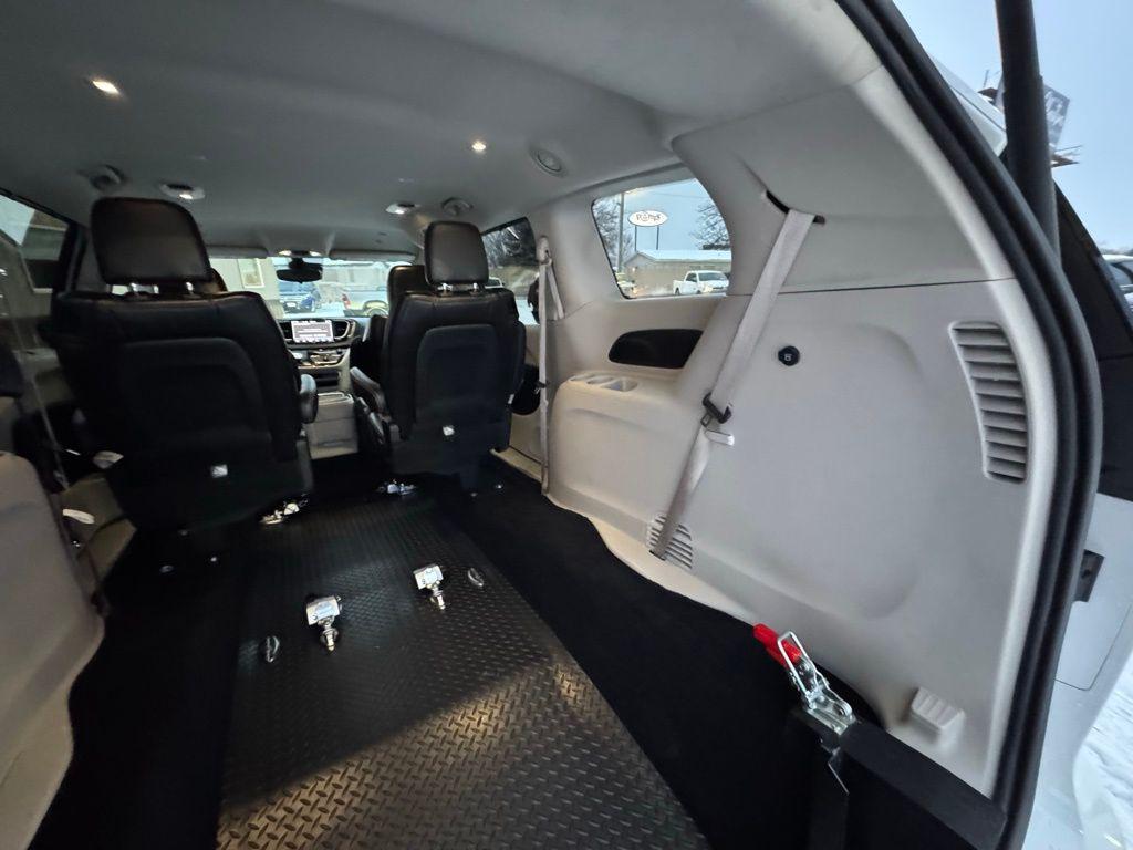 used 2024 Chrysler Pacifica car, priced at $50,435